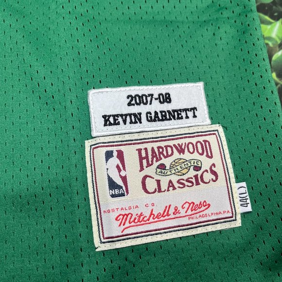 Kevin Garnett Boston Celtics Jersey - Picture 4 of 6